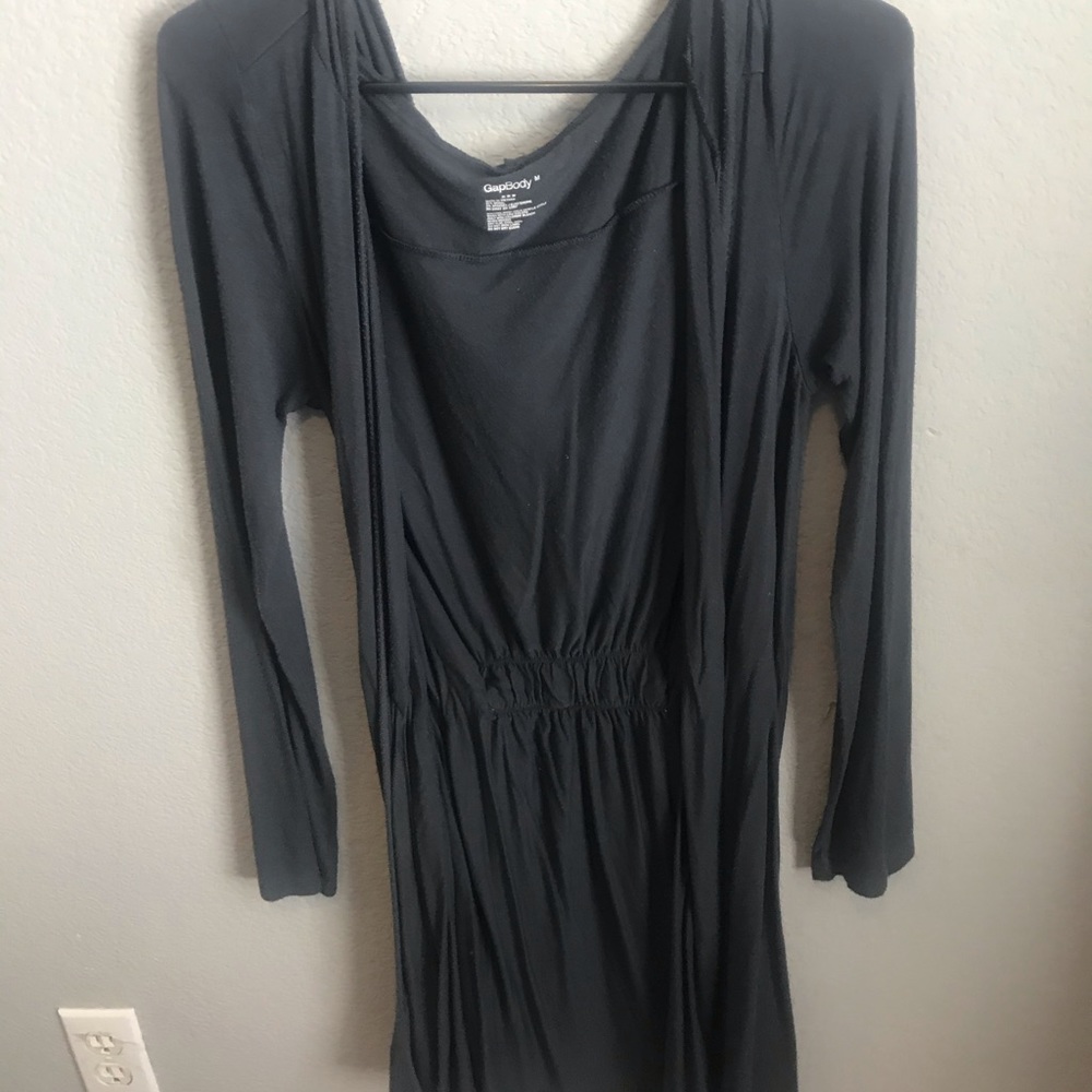Gap Body Wrap with hood and tie